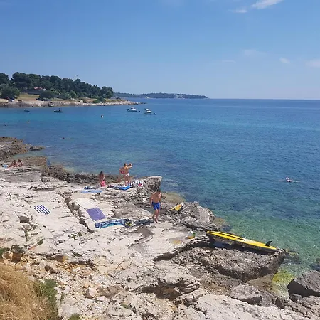 Belview - Beachfront * Pula