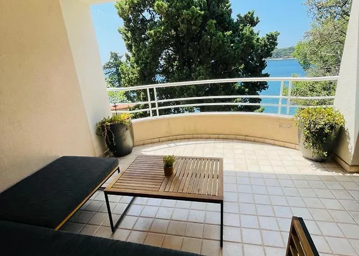 Belview - Beachfront