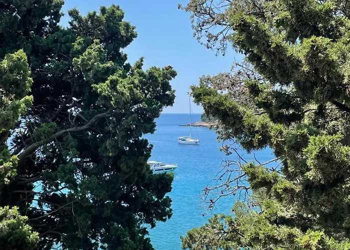 Апартаменты Belview - Beachfront *