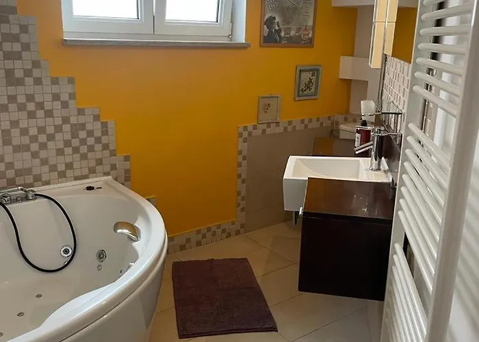 Belview - Beachfront Апартаменты