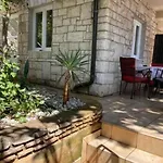 Belview - Beachfront Apartment Pula