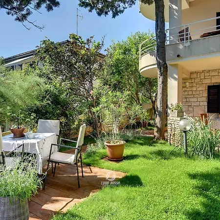 Belview - Beachfront شقة بولا