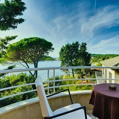 Belview - Beachfront * プーラ